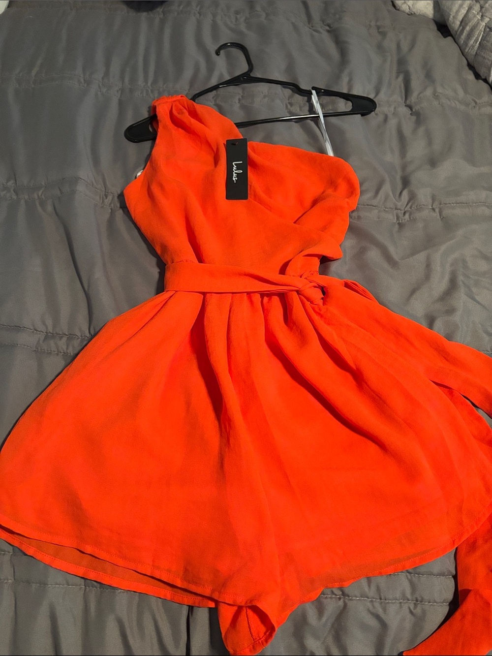 Lulu's One-Shoulder Red-Orange Tie-Waist skort